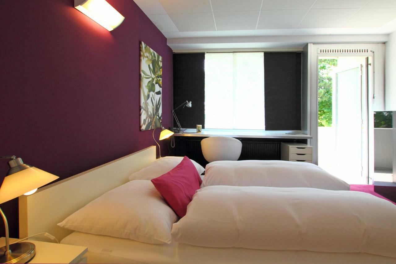College Garden Hotel Bad Voeslau Kültér fotó